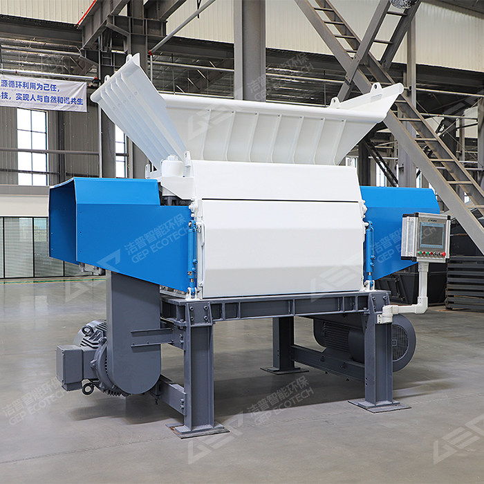 double single-shaft shredder