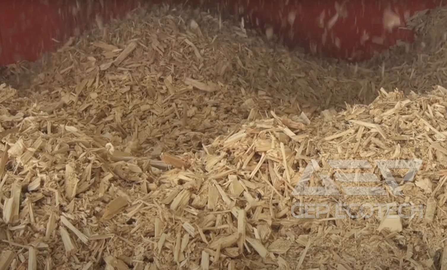 Shredded wood waste Shredded wood waste
