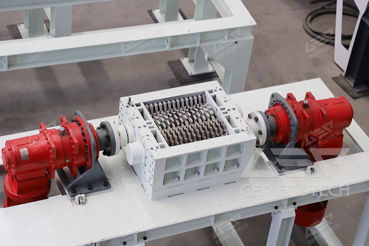 Small-Scale Dual Shaft Shredder Small-Scale Dual Shaft Shredder