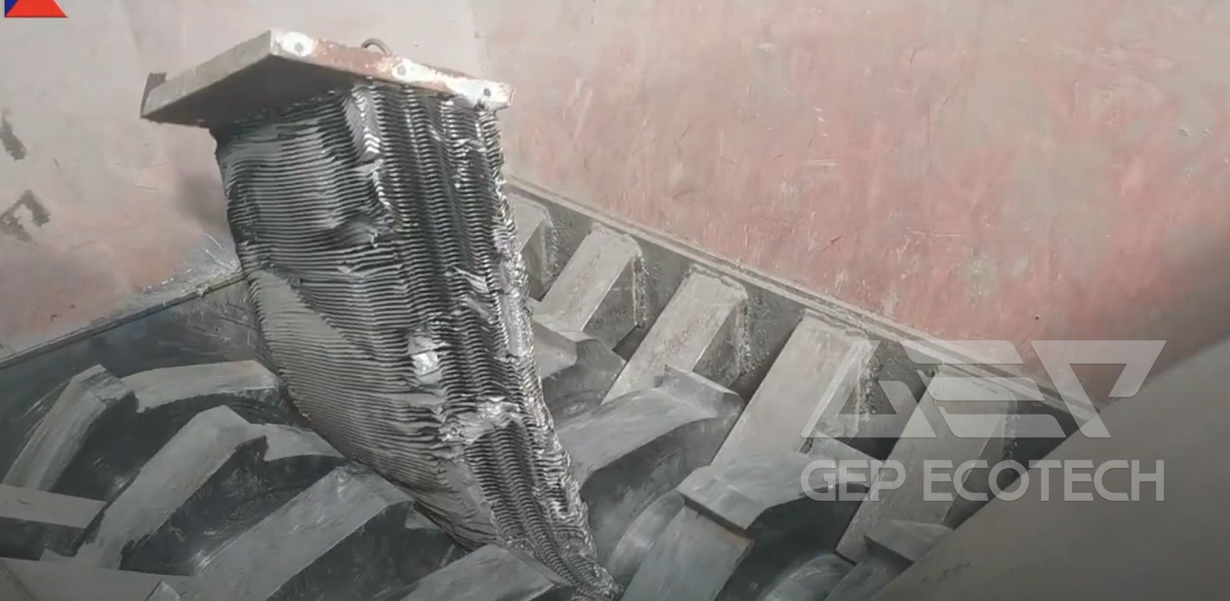 two shaft radiator shredder