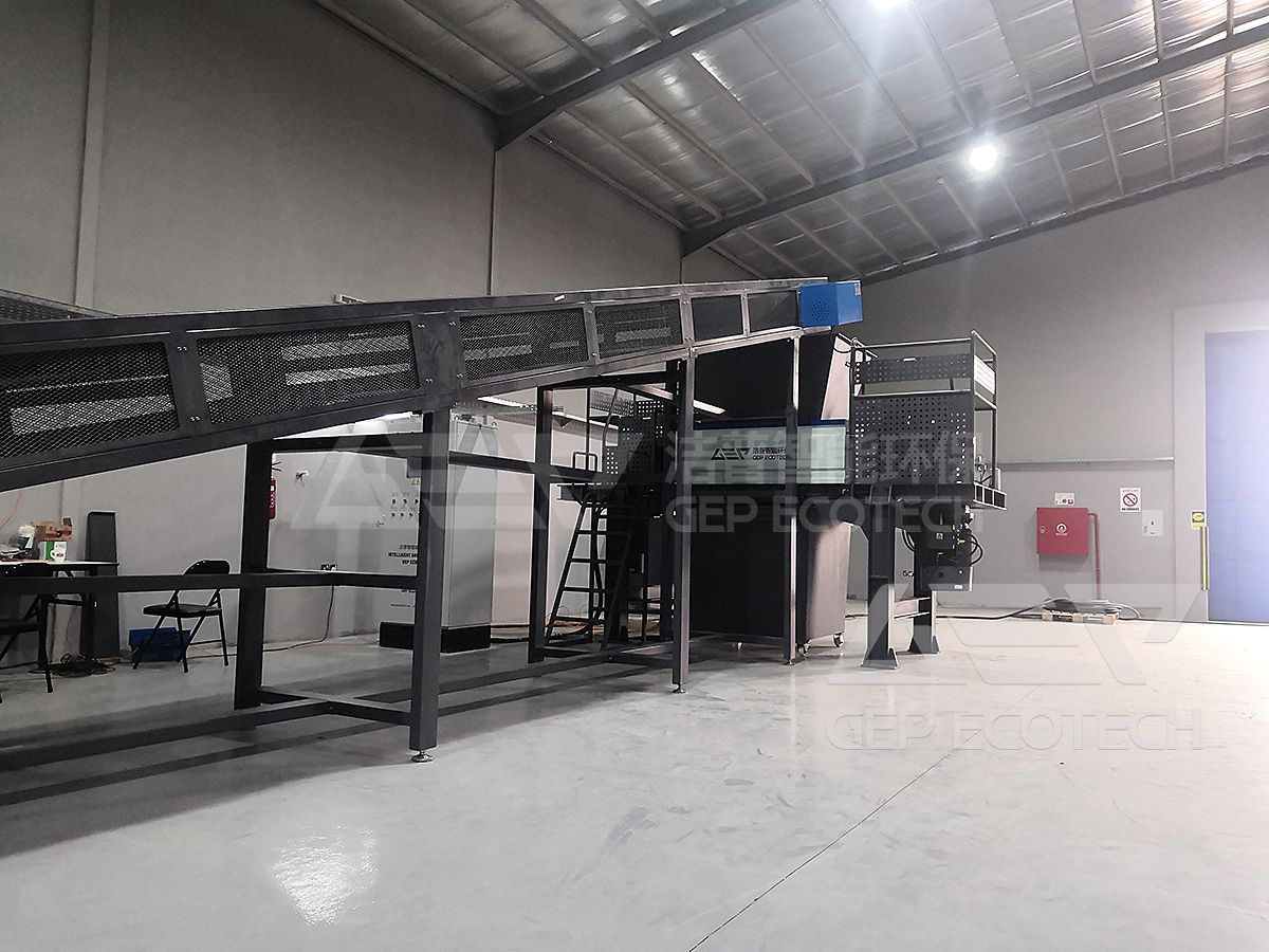 GD6 dual-shaft metal shredder GD6 dual-shaft metal shredder