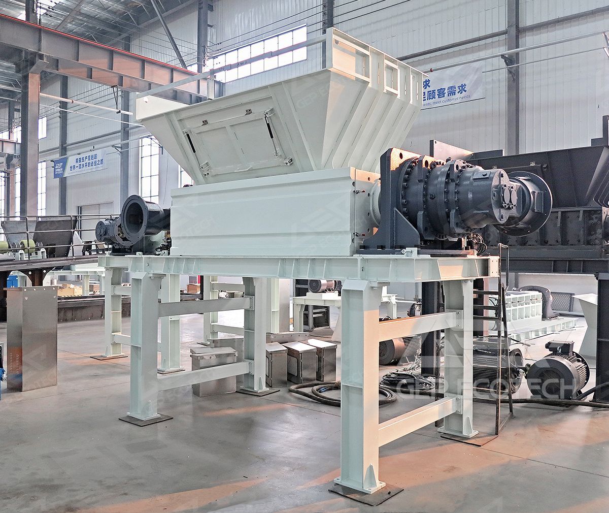Double shaft shredder Double shaft shredder