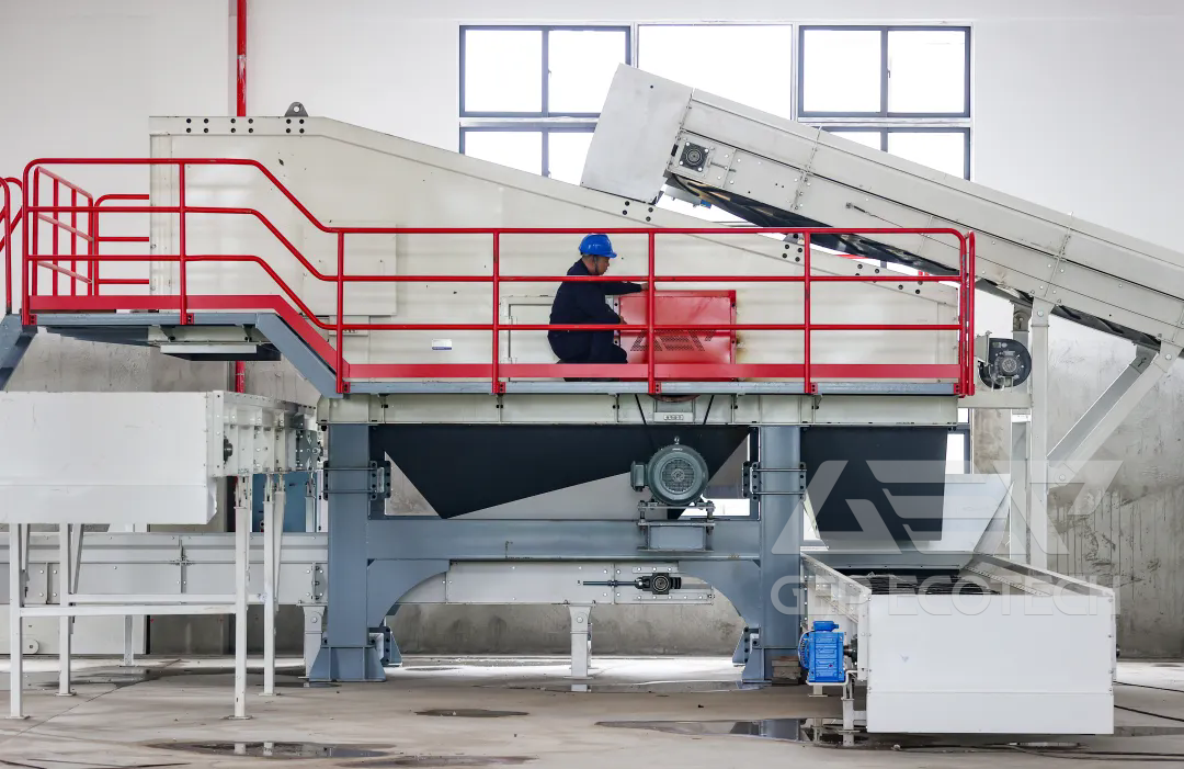The Comprehensive Waste Sorting Center in Huangpi District, Wuhan The Comprehensive Waste Sorting Center in Huangpi District, Wuhan