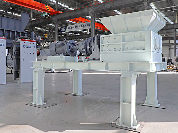 Universal Industrial Shredder for Small Business Universal Industrial Shredder for Small Business