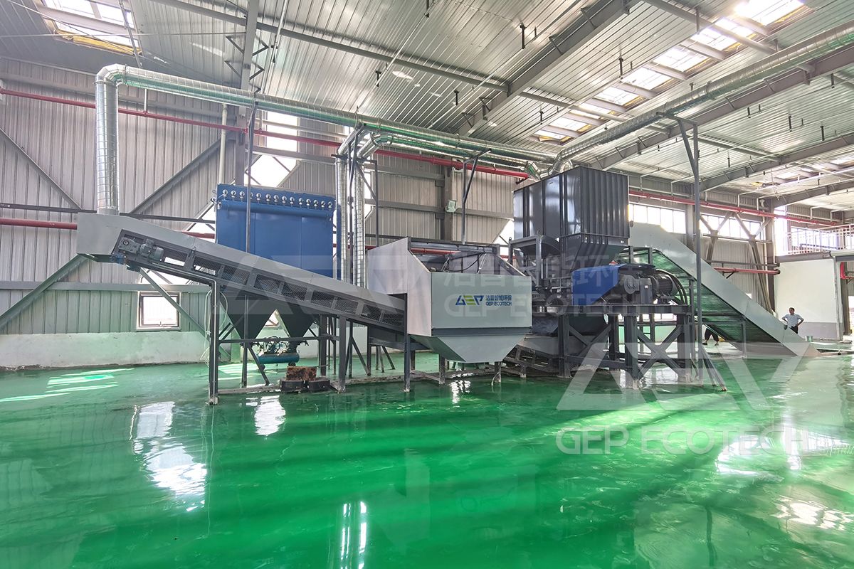 This large-scale garden waste treatment production line This large-scale garden waste treatment production line