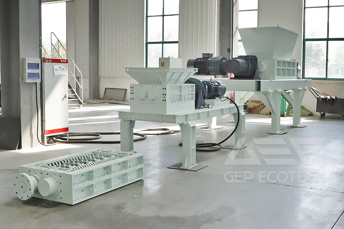Double shaft shredder Double shaft shredder