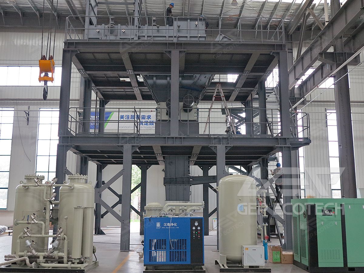 Batteries shredding system with nitrogen protection Batteries shredding system with nitrogen protection