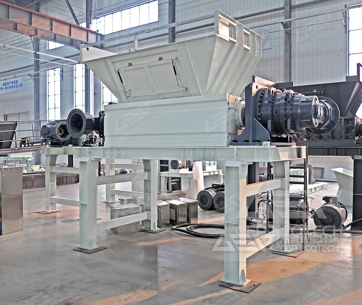 Double shaft shredder Double shaft shredder