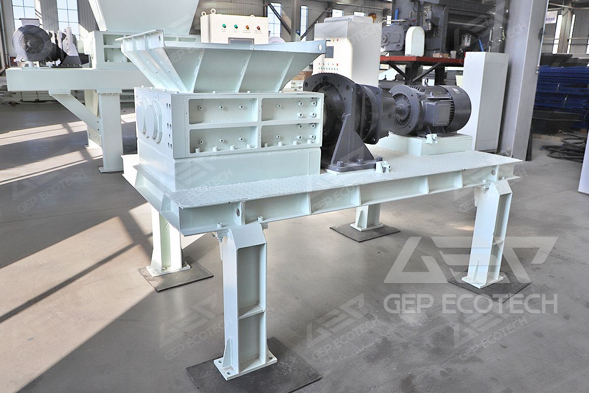 Small Dual Shaft Shredder Small Dual Shaft Shredder